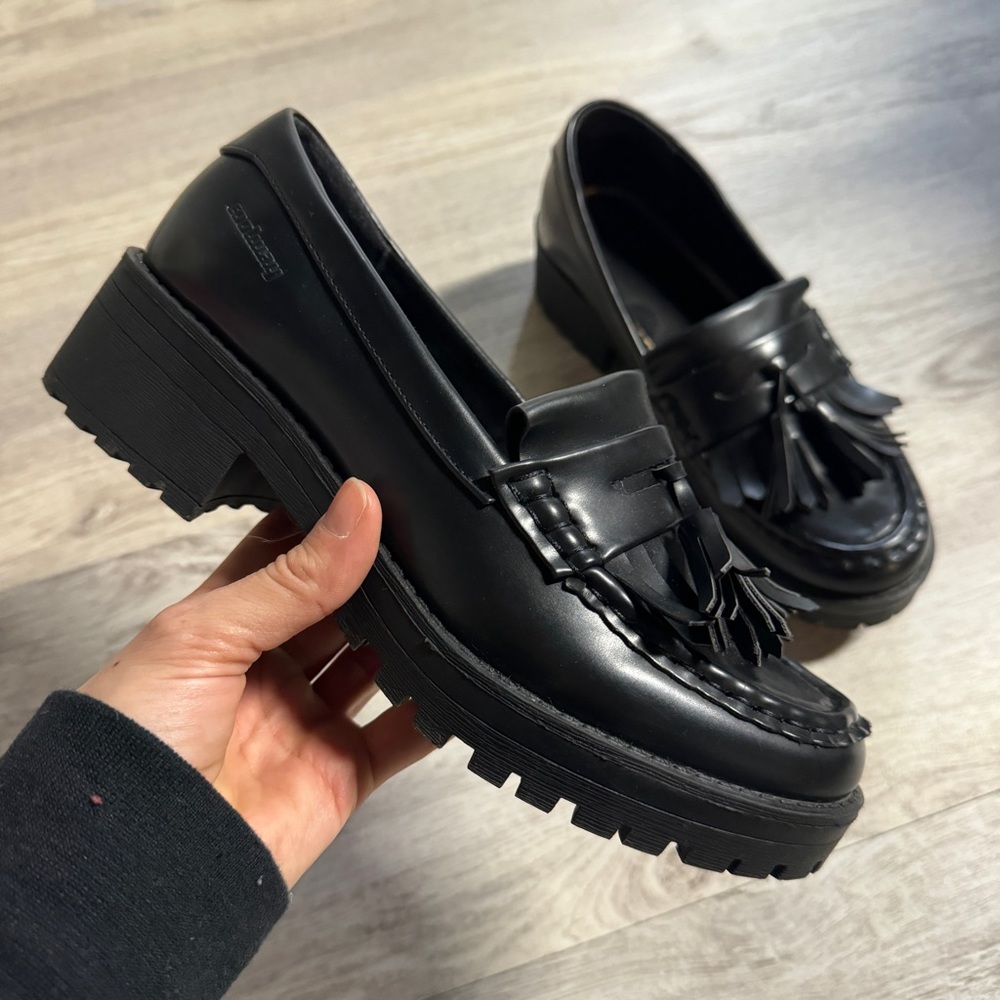 Coolway black Loafers